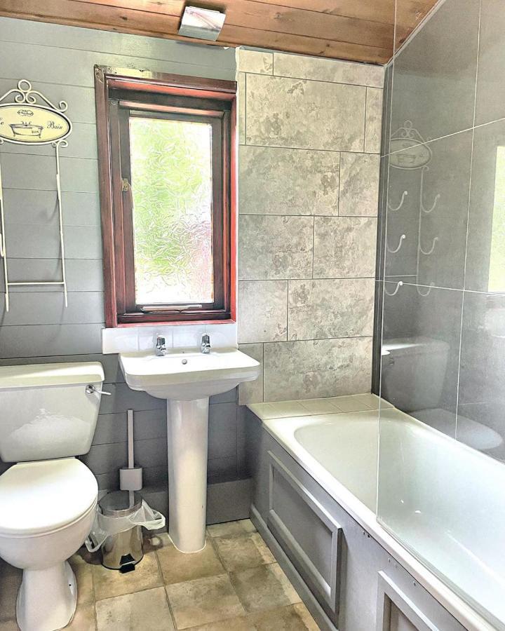 Magpie 2 Hot Tub Huntersmoon-Warminster-Longleat-Wiltshire Villa Ngoại thất bức ảnh